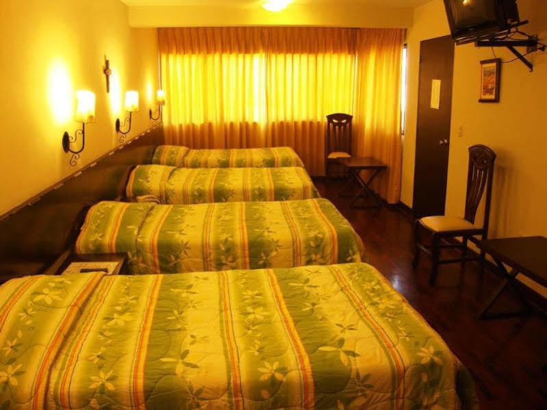 Senorial Hotel